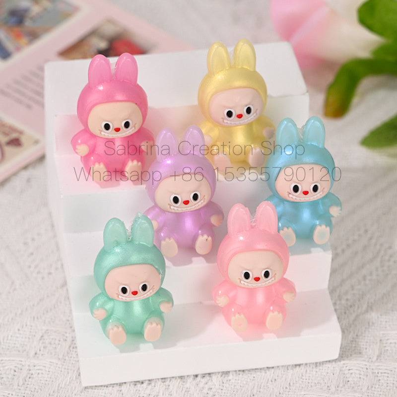 Cartoon Mixed Style 3D Rubber Beads DIY Phone Chain Accessories Beaded Pen Silicone Cute Beads for Dolls Wholesale